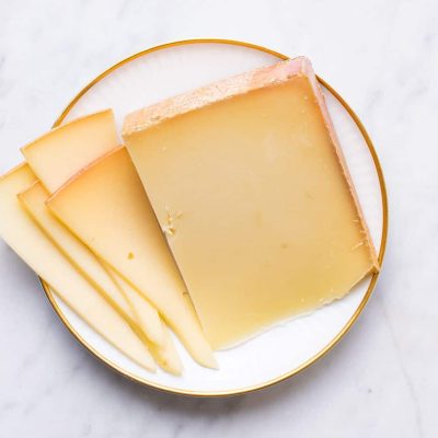 gruyere-crop-2-1623c65e02c648e184b2e4cbe7827d67